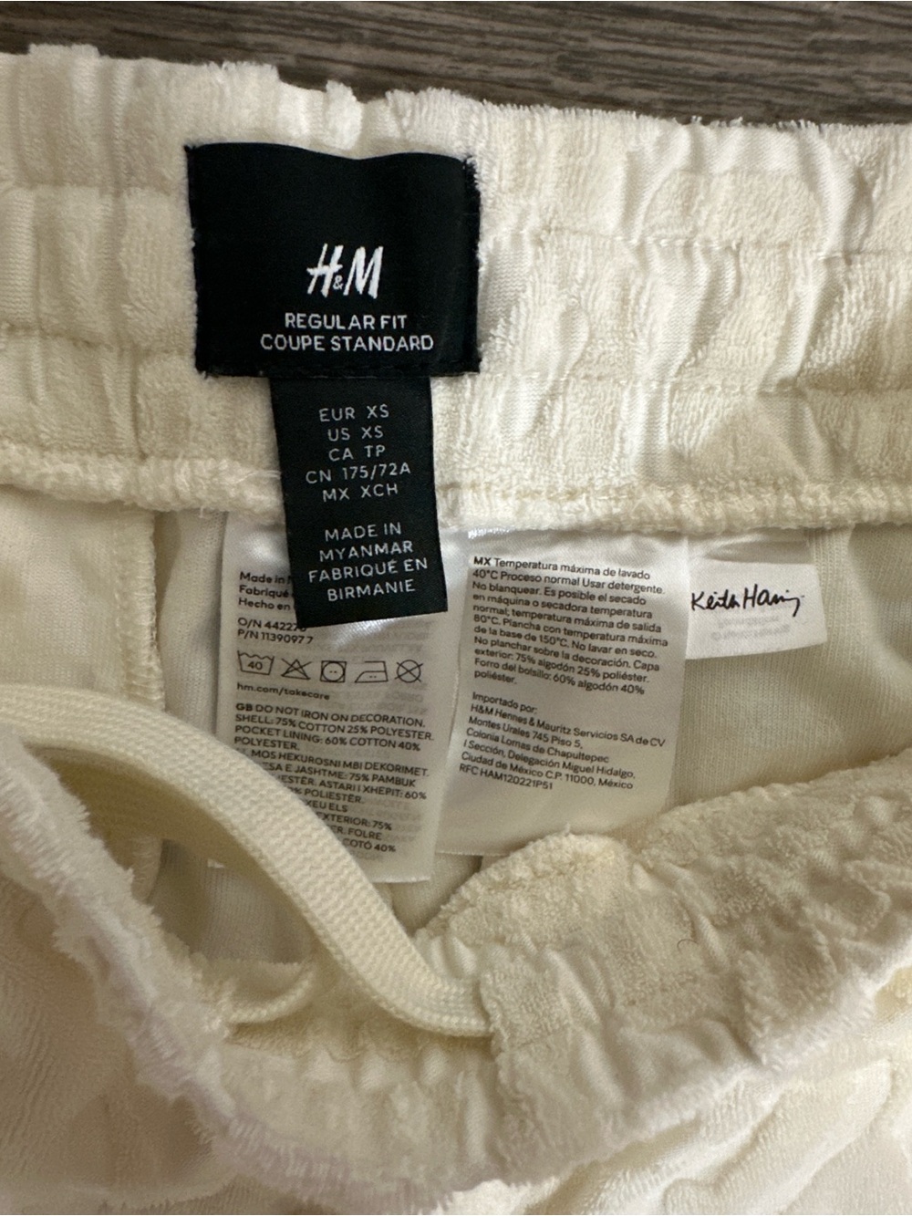 H&M Cream Quilted Terry Knit Men's Athletic Shorts - Picture 3 of 4
